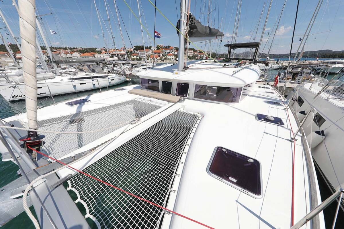Lagoon 400 Atlantic berthed stern-to in ACI Marina Pomer